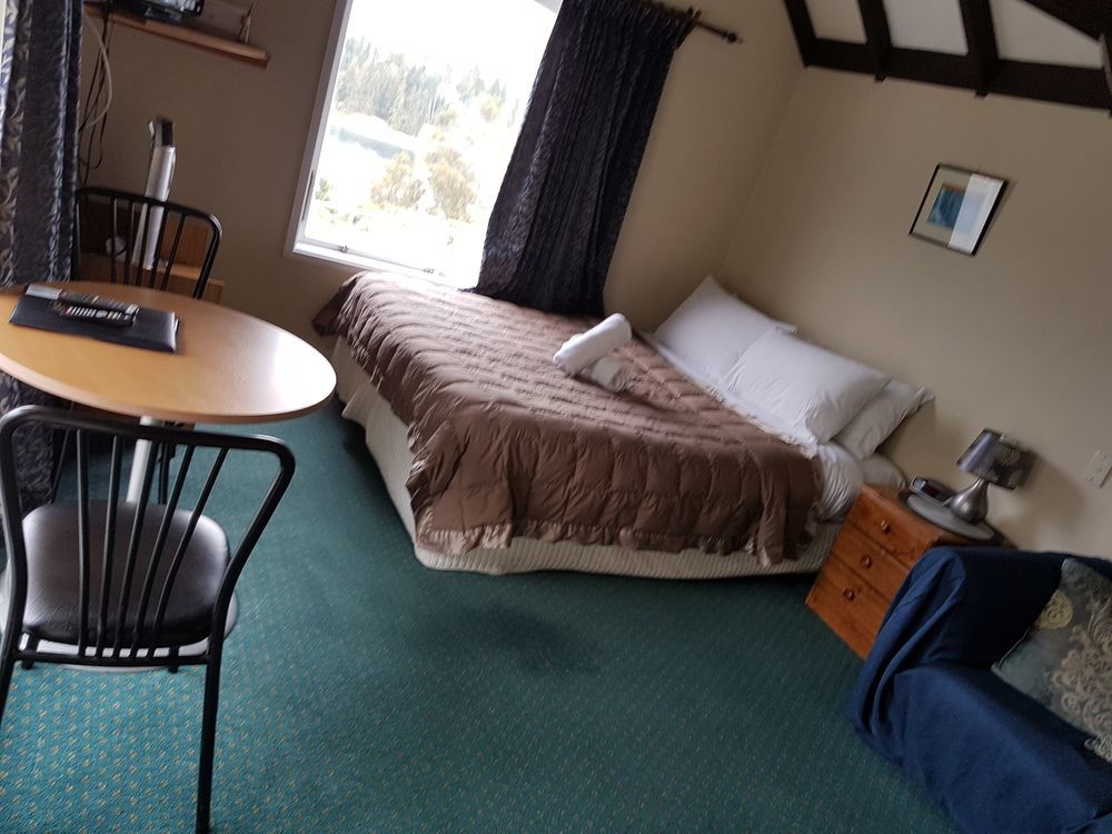 Lakeview Colonial House 퀸즈타운 외부 사진